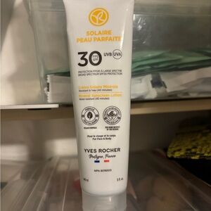 Yves Rocher Solaire Peau Parfaite SPF 30 Lotion